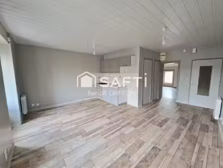 location appartement 2 pièces 43 m² à beaupréau-en-mauges (49450)