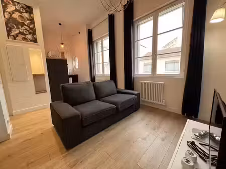 location meublée appartement 1 pièce 24.62 m² à lyon 7ème (69007)  682 €