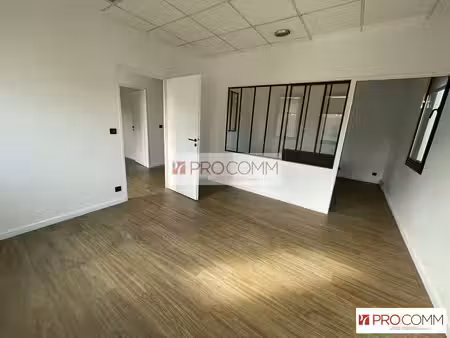 location bureaux 108 m²