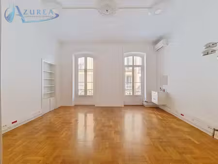 location bureaux nice 06000 154m²
