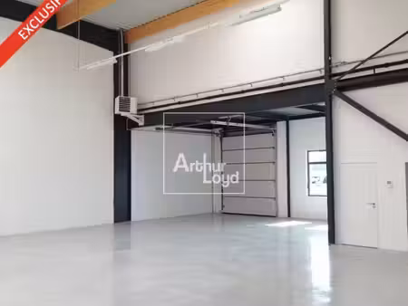 location local d’activités lieusaint 77127 235m²