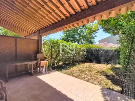 montauroux - duplex avec jardin dans une résidence avec piscine