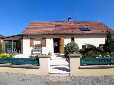 maison à chaux 4 chambres jardin piscine