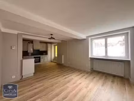 location maison à laval (53000) : à louer / 87m² laval