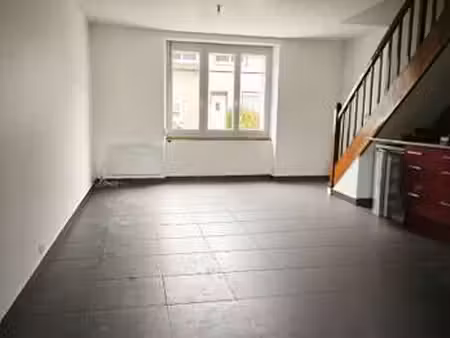 location maison à nyoiseau (49500) : à louer / 59m² nyoiseau