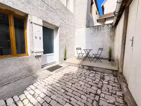 appartement 1 pièces 18 m² à louer besançon 25000 ? | era immobilier