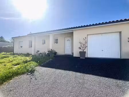 maison 4 pièces 98 m² à louer nersac 16440 ? | era immobilier