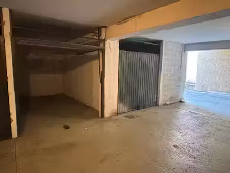 vente parking 12.35 m² à grasse (06130)  25 000 €