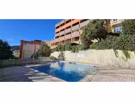 vente parking 12 m² à grasse (06130)  35 000 €