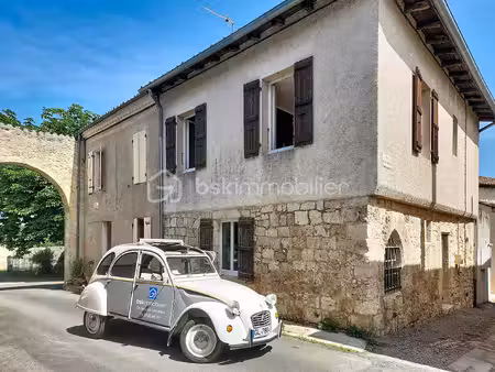 maison de village de 100 m² à tournecoupe