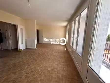 location appartement 3 pièces à saint-pol-de-léon (29250) : à louer 3 pièces / 83m² saint-