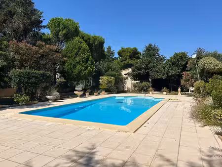 vente maison 7 pièces  193.00m²  pennautier