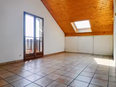 appartement t2 de 44 21 m² à louer – ayse  à proximité de bonneville.