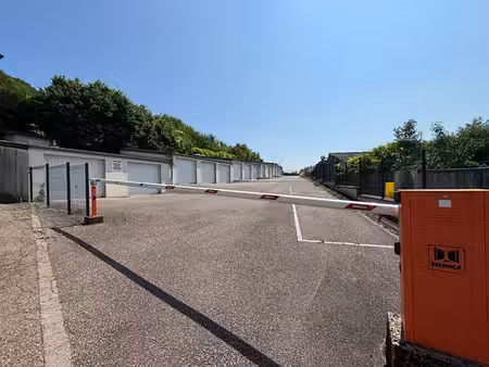 à louer garage-parking 15 m² – 70 € |rosselange