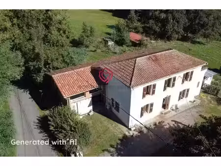 ancienne ferme partiellement à renover avec puits et dépendances
