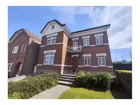 maison de maître à vendre avec garage et terrasse   morlanwelz (vbe56543)