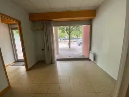 location local commercial annemasse 74100 - - surface privée