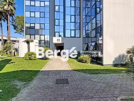 location bureaux 424 m²