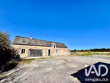 maison traditionnelle à huillé-lézigné (49430)