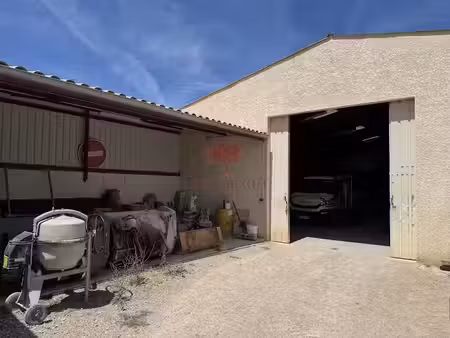 location locaux professionnels 0 pièces 232 m² à montpeyroux (34150)  1 555 €