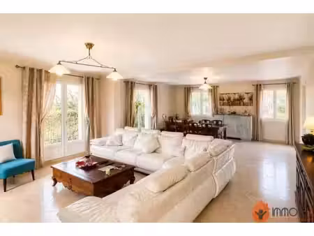 maison de luxe de 6 pièces en vente à mareuil-lès-meaux  île-de-france