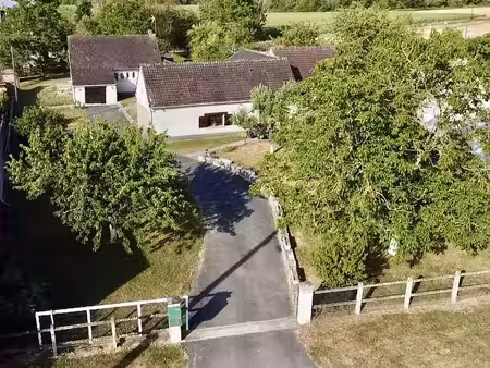 pavillon familial  grand garage  appartement sur grand terrain