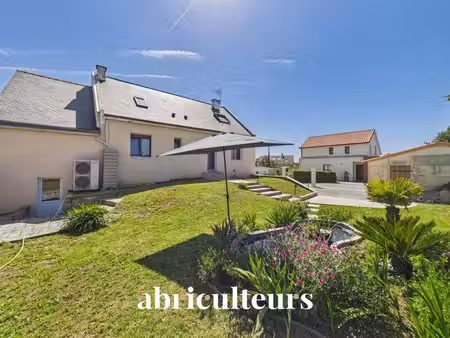 spacieuse maison 5/6 chambres prête à vivre en vente à couëron bourg (44220)
