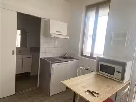 charmant t2 meuble