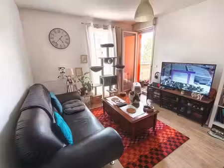 location appartement 2 pièces 40 m² à joué-lès-tours (37300)