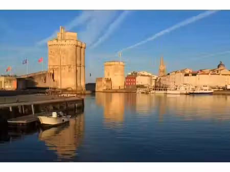 vente locaux professionnels 2 pièces 135 m² à la rochelle (17000)  371 000 €