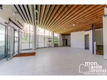 local commercial 148m2 centre-ville