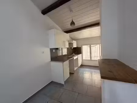vente maison 6 pièces 125.21 m² à le val (83143)  158 000 €