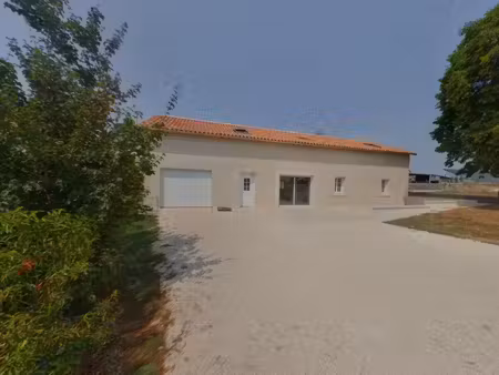 location maison 138m² persac 86320