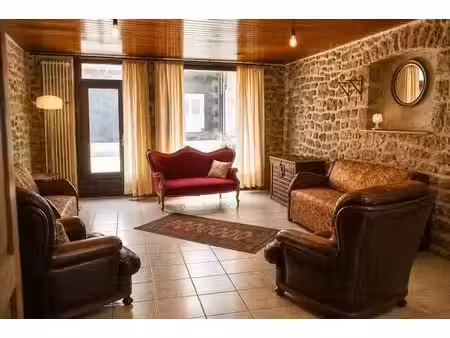 vente maison 4 pièces 185 m² à bellegarde-en-marche (23190)  155 000 €