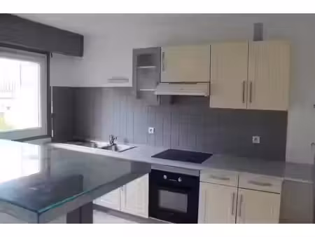 location appartement 3 pièces 70 m² à saint-priest-en-jarez (42270)