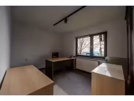 bureaux à louer à route de habay 140 attert (vbe56947)