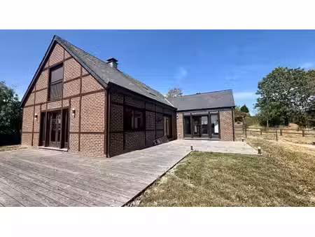 maison à louer à rue hautmont 12 rochefort (vbe56951)