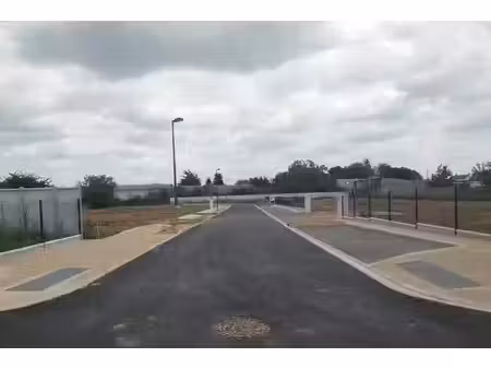 terrain à bâtir de 783 m² à amilly (28)