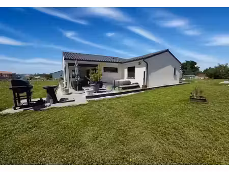 vente maison 4 pièces 104 m² à saint privat en périgord (24410)  285 000 €