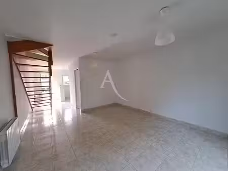 location maison 3 pièces 54.02 m² à nantes (44000)  967 €