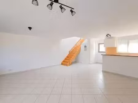 location maison à saint-viaud (44320) : à louer / 78m² saint-viaud