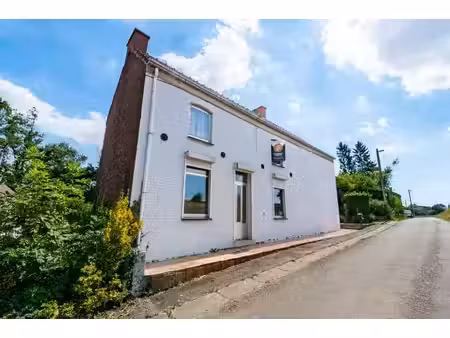 une maison pleine de potentiel au cœur de la campagne