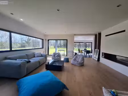 maison de luxe à vendre à vern-sur-seiche
