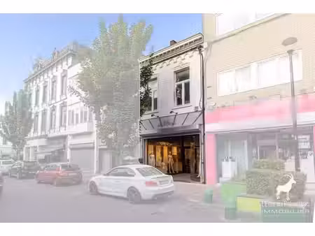 a vendre immeuble commercial en plein centre de la louviere