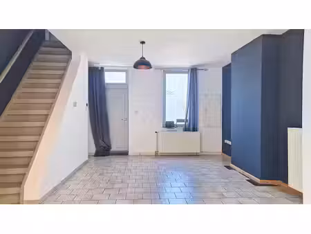 bonne maison 2 chambres avec jardin et terrasse