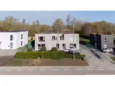 volledig verhuurd appartementsgebouw met 6 units op topli...