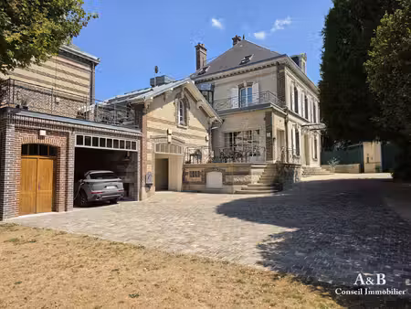 superbe propriété 19ème à troyes.