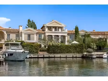 villa de luxe à vendre à grimaud