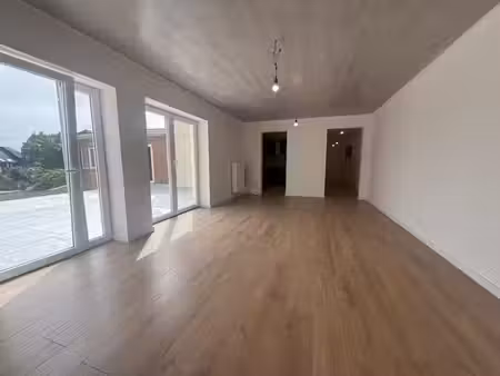 appartement rez-de-chaussée 3 chambres avec grande terrasse