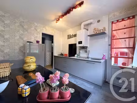 appartement t4 à vendre - 4 pièces - 64 80 m2 - argeles gazost - 65 - midi-pyrenees